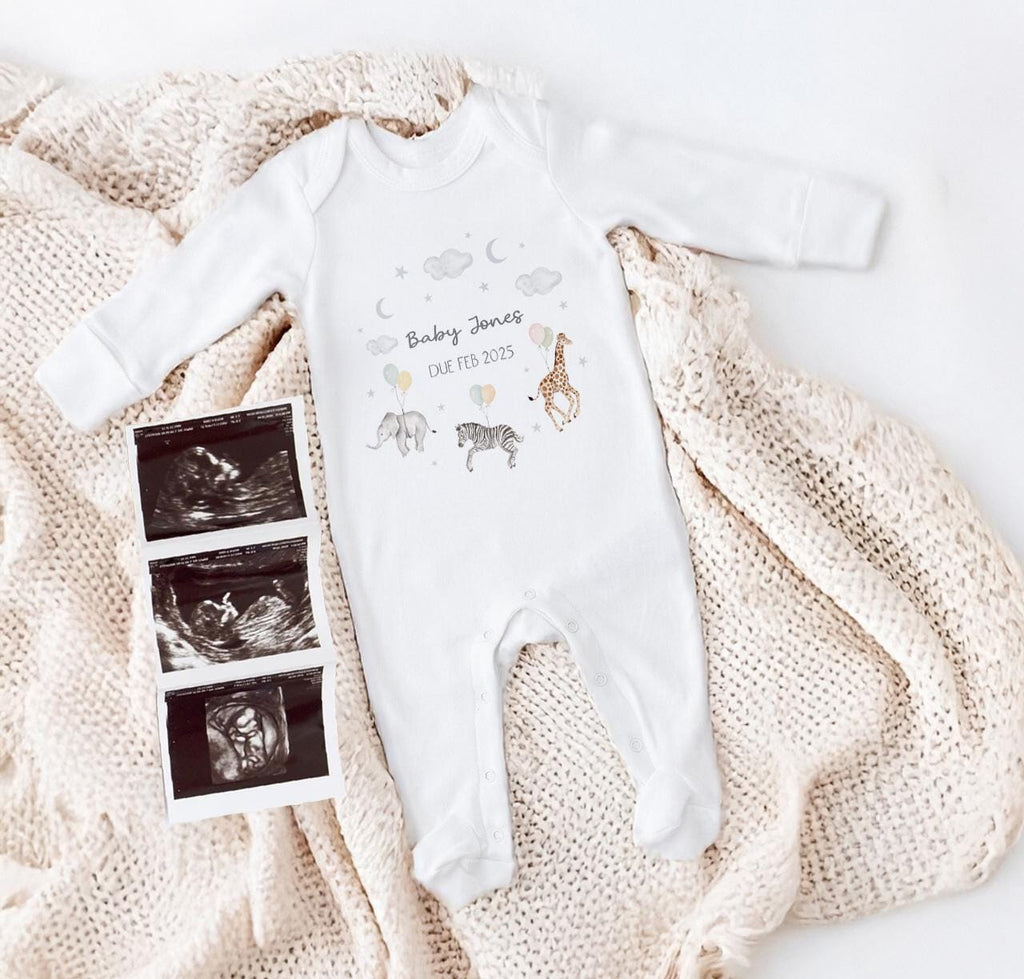 Personalised Pregnancy Announcement Baby Bodysuit, Pregnancy Reveal Baby Grow, Custom Baby Due 2025 Vest, Baby Coming Soon Bodysuit